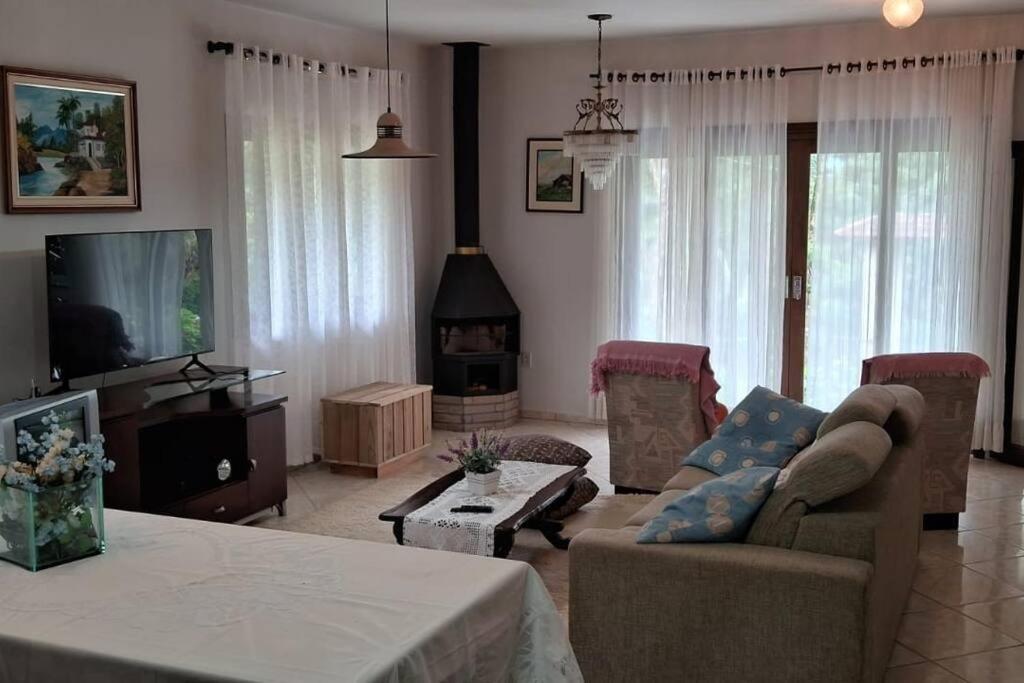 Sitio Som Das Aguas Benedito Novo Екстериор снимка
