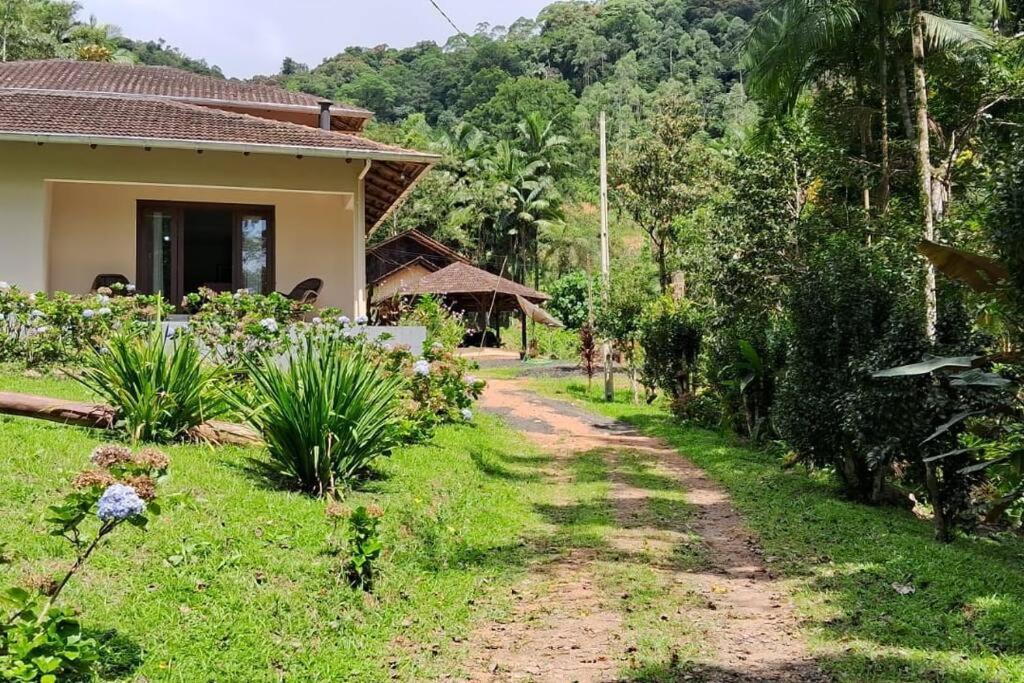 Sitio Som Das Aguas Benedito Novo Екстериор снимка